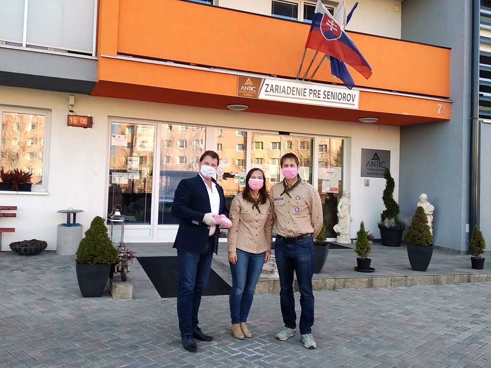 Skautská služba pomáha už mesiac.