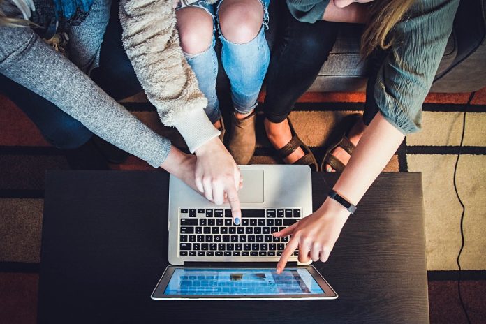 skauting-komunikacna-strategia-john-schnobrich