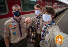 Betlehemské svetlo symbolicky spojilo západ a východ Slovenska a šíri sa ďalej do našich domácností