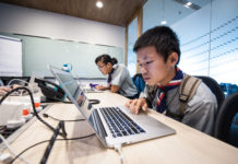 Ako čeliť dezinformáciám?