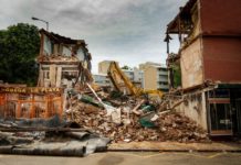 Zbierky na pomoc ľuďom po ničivých zemetraseniach